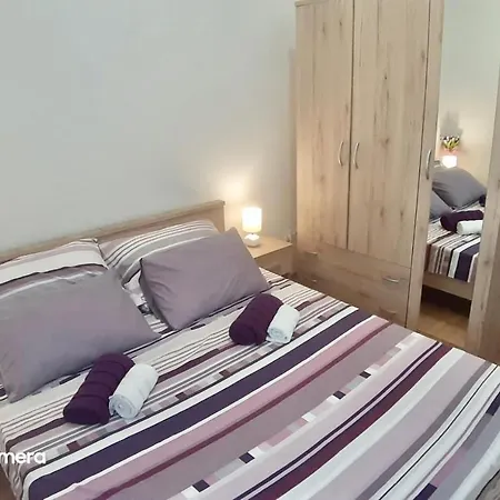 Marinela * Rogoznica (Sibenik-Knin)