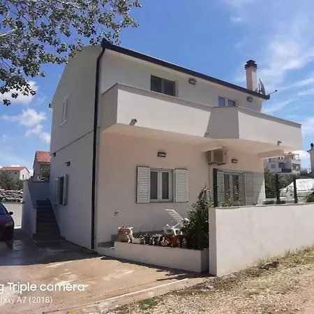 Apartment Marinela