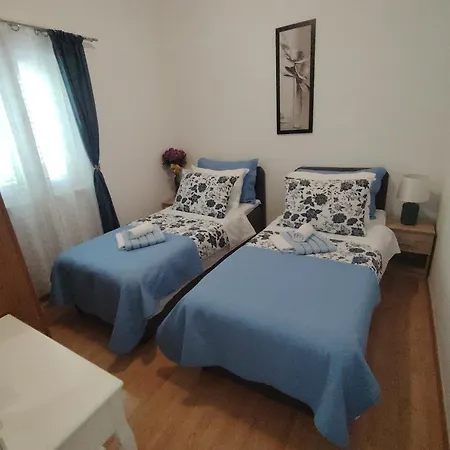 Marinela * Rogoznica (Sibenik-Knin)